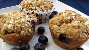 Blueberry-Raspberry-oatmeal-muffins-5