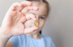 Tran w tabletkach dla dzieci – co warto wiedzieć?